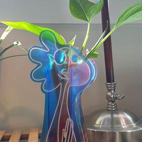 Photo of the plant species Giant Hawaiian pothos by @hegedus named Clooney on Greg, the plant care app