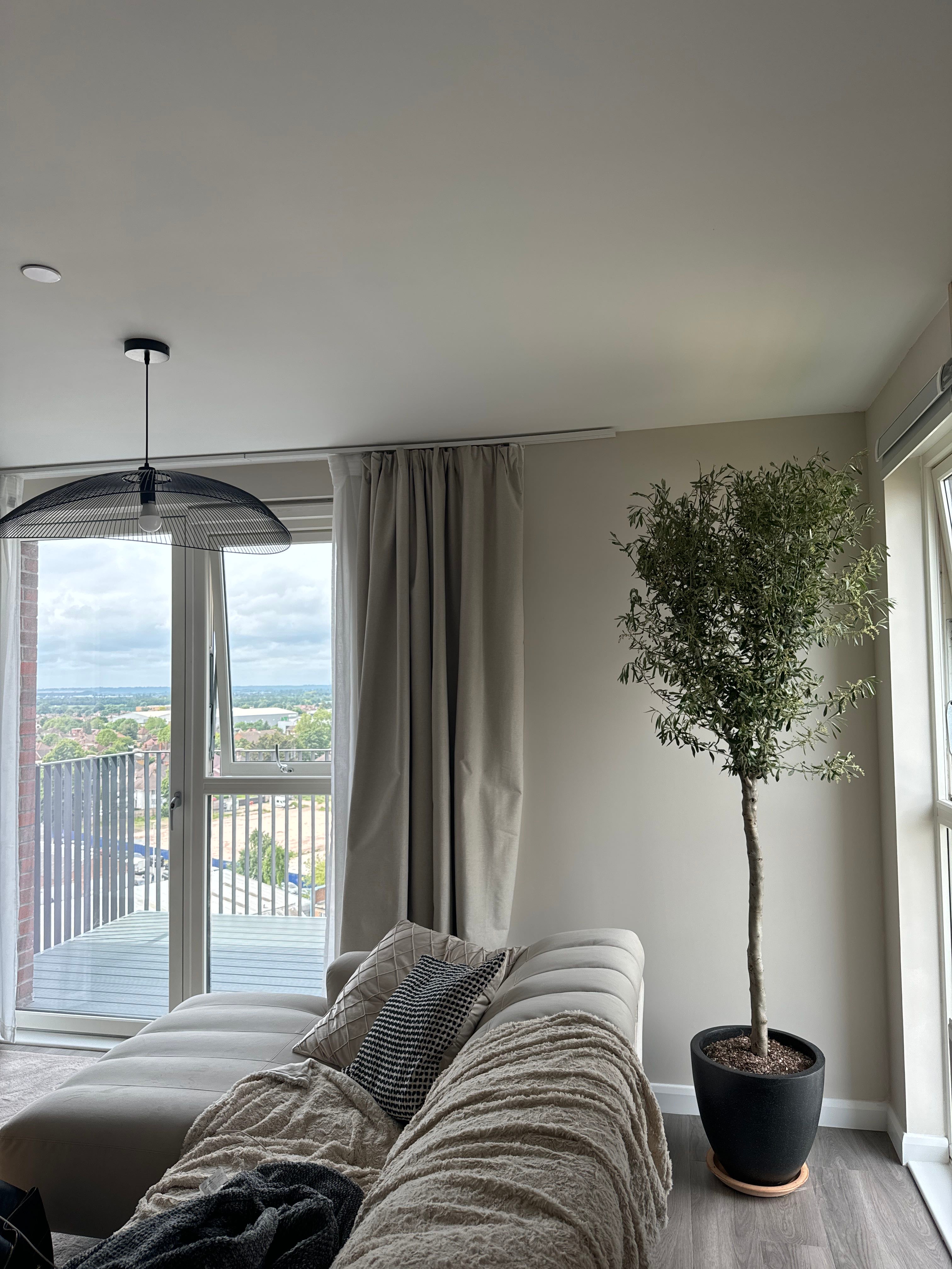 UnitTree A plant by Wineandvine on Greg