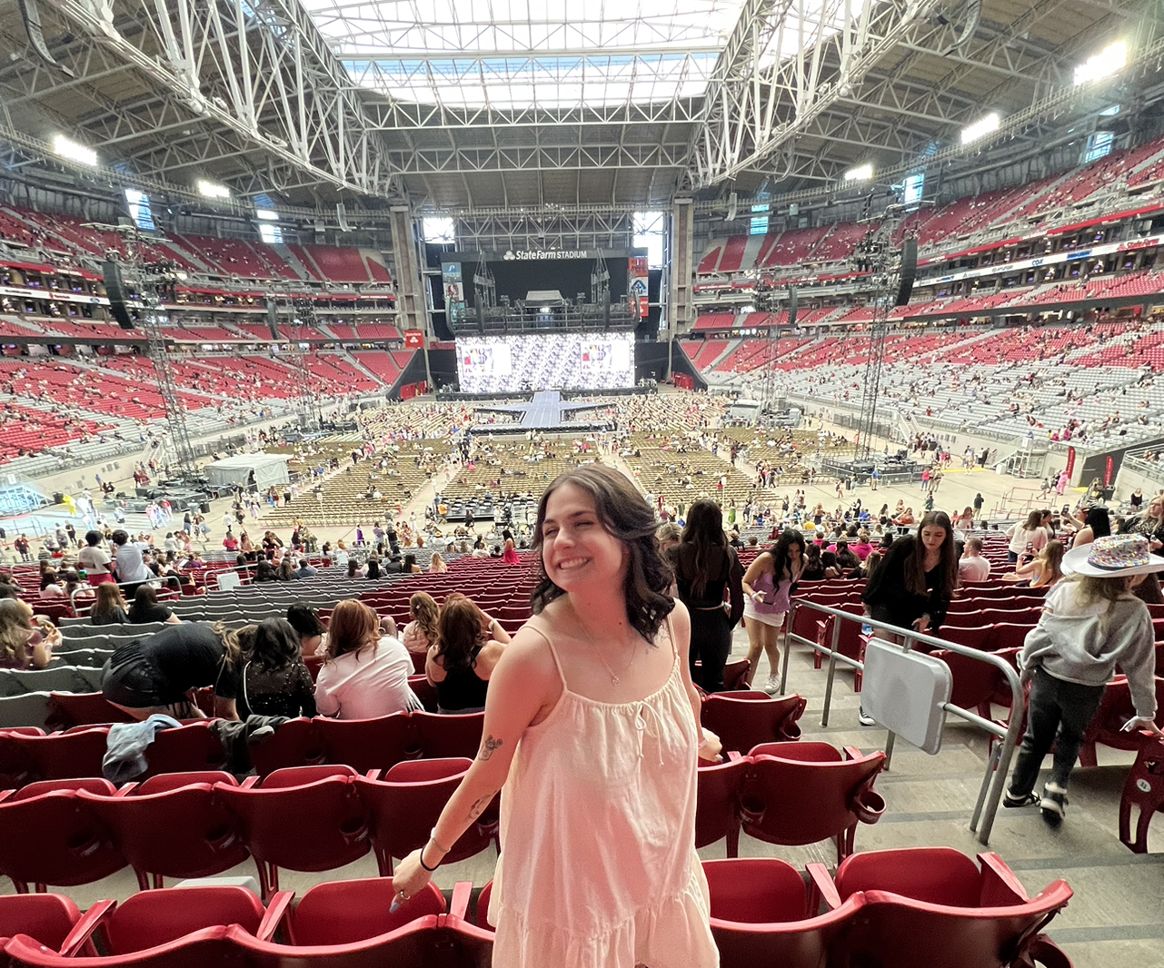 @sydneyradinsky avatar