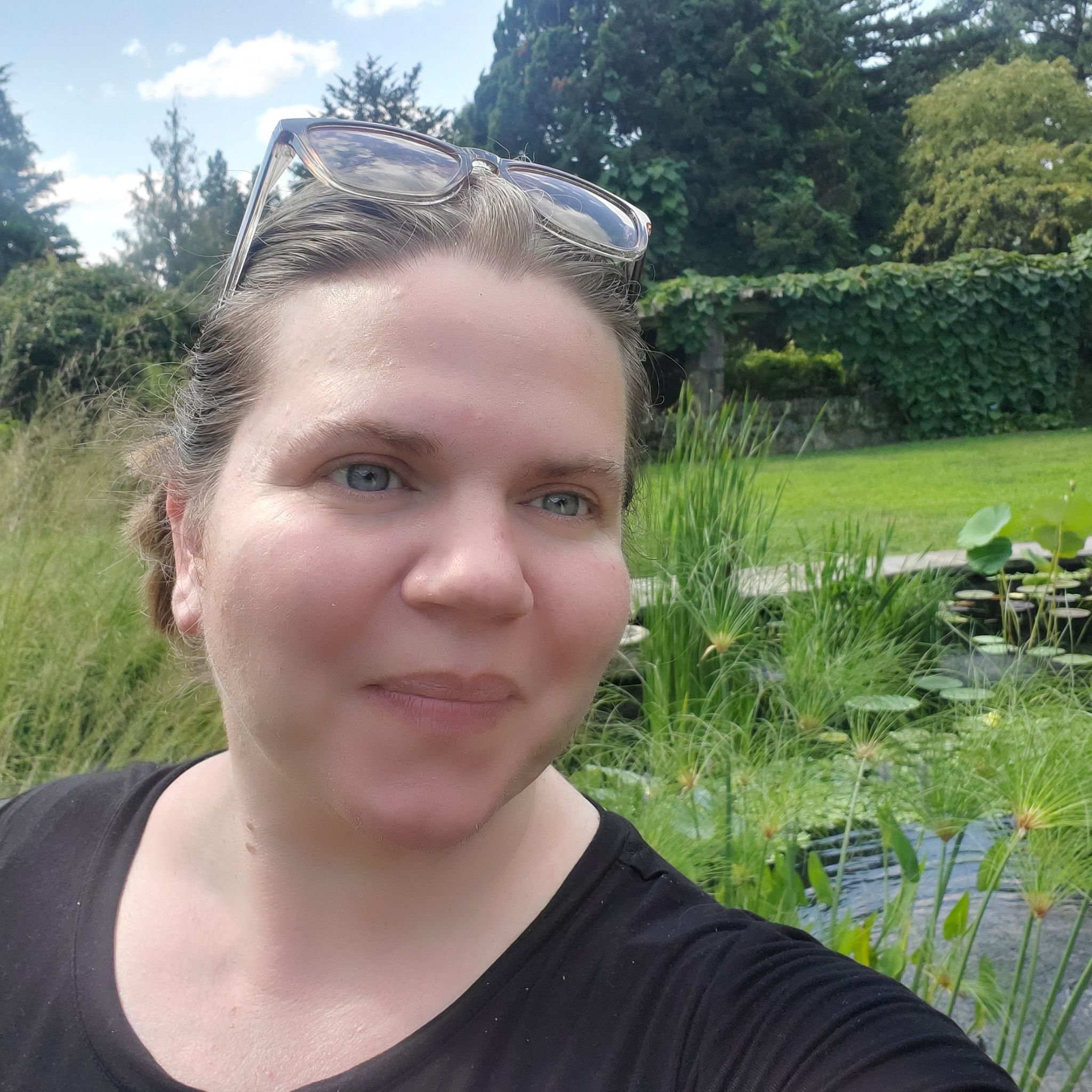 @botanicalarts avatar