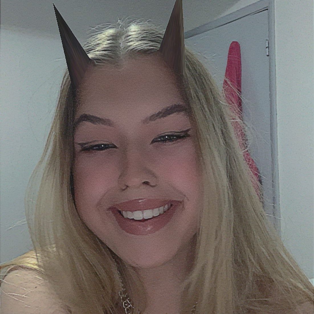 @Sicky_viki111 avatar