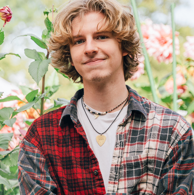 Avatar for @jtizzle on Greg, the plant care app