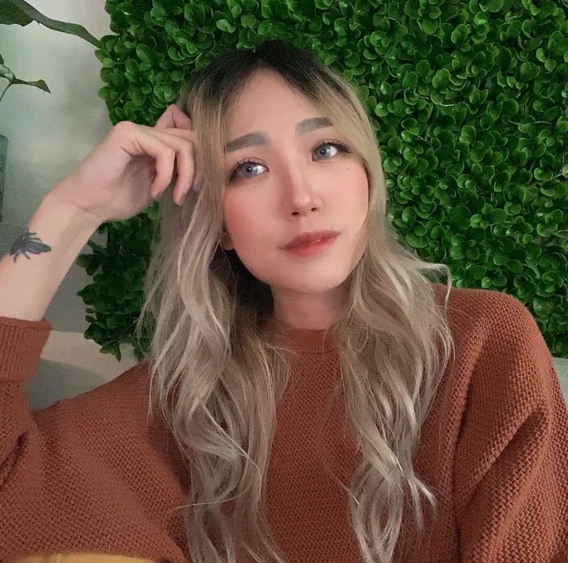 Avatar for @elliet on Greg, the plant care app