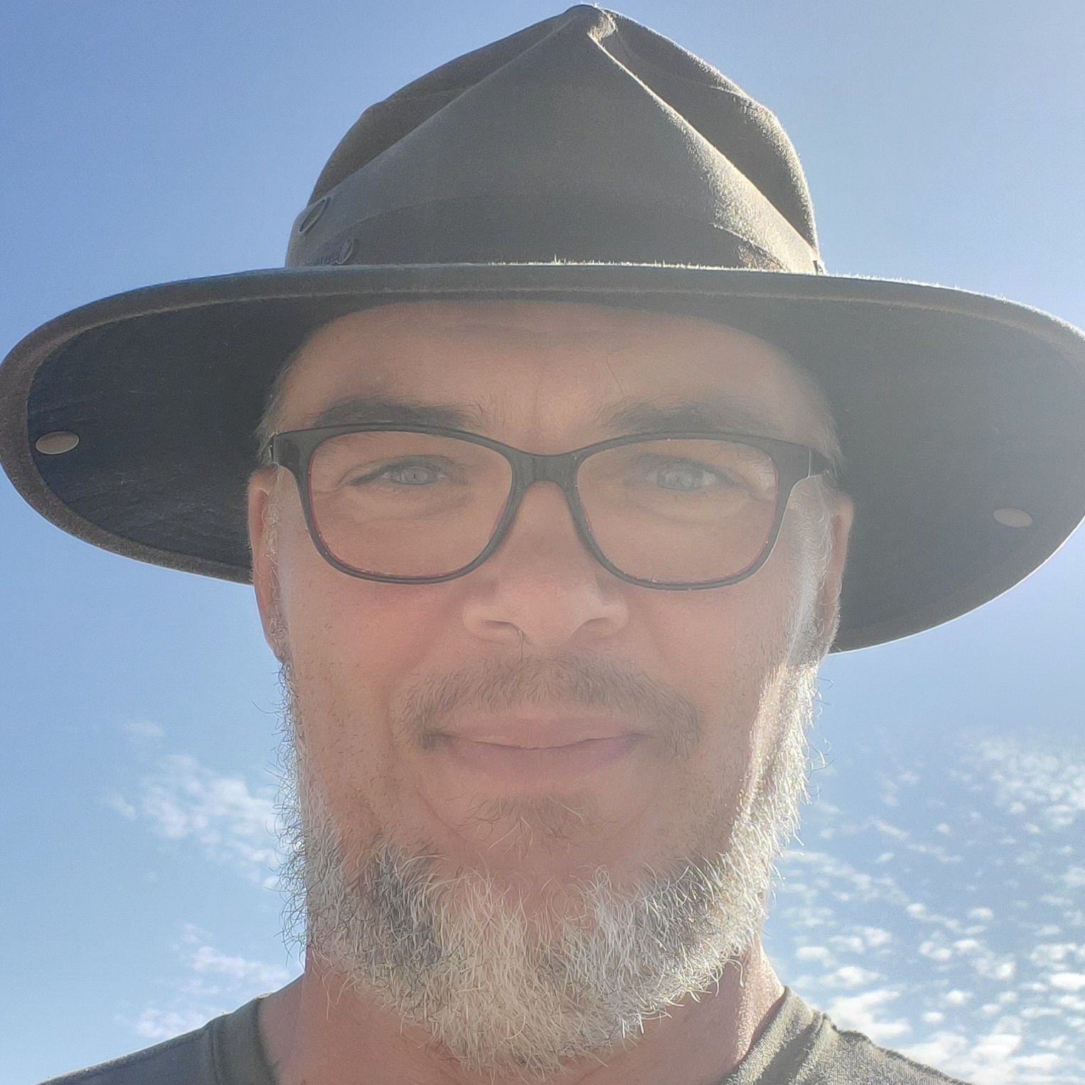 @HotDunecap37 avatar