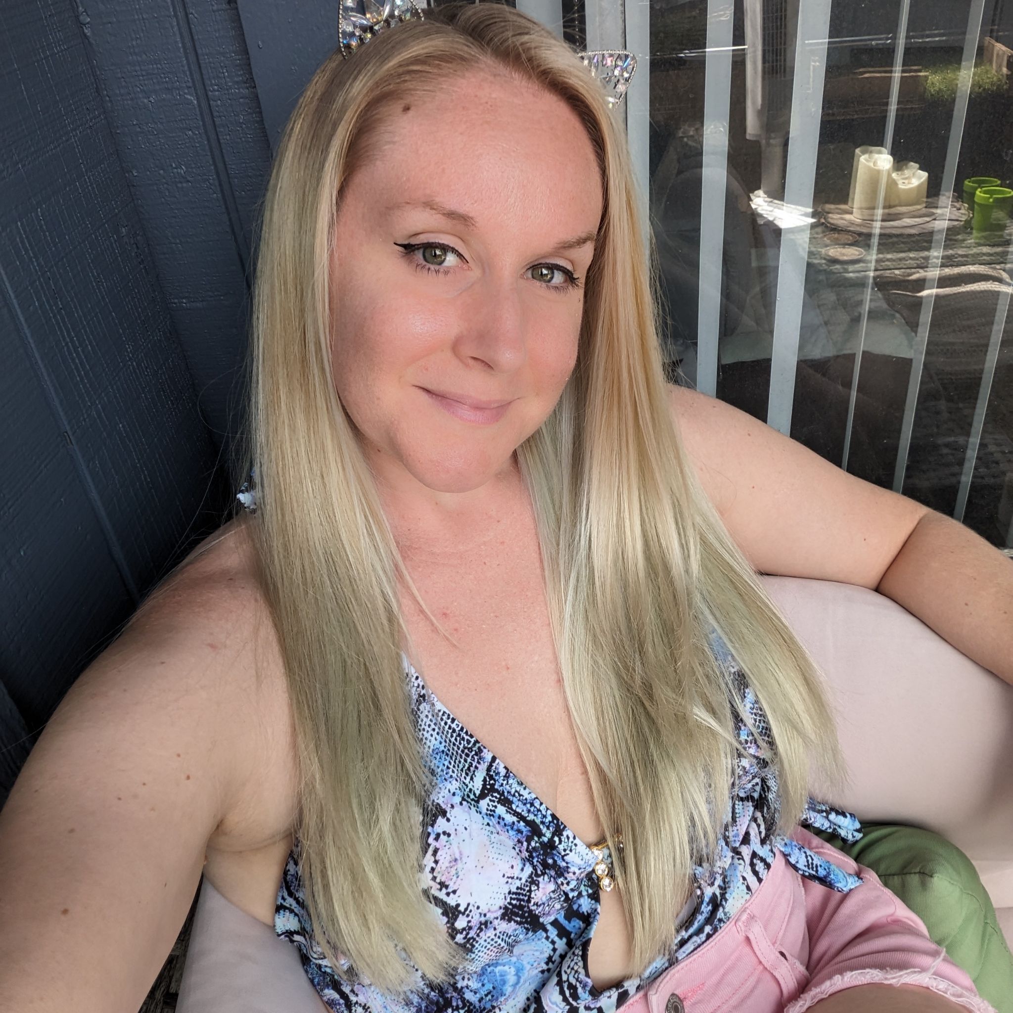 Avatar for @deweysplants on Greg, the plant care app