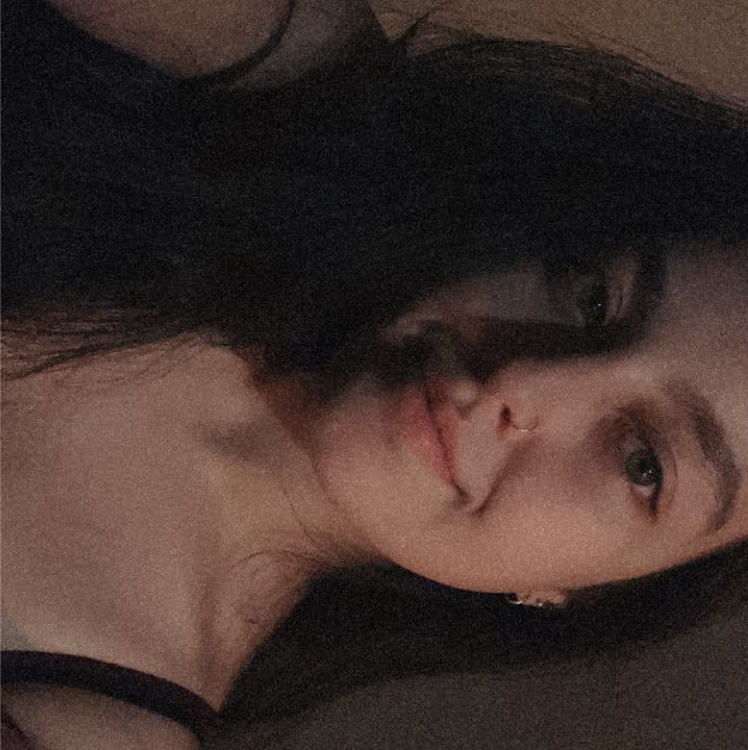 @ellenqueiroz avatar